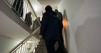 Yaşlı adam evinde ölü bulundu.