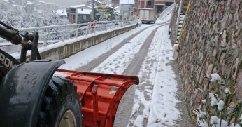 İzmit Belediyesi karla mücadelede seferberlik başlattı