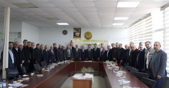  Vali İlhami Aktaş, Kocaeli Gümüşhane Dernekler Federasyonunu Ziyaret Etti