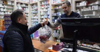 Büyükşehir’den nöbetçi eczacılara sahurluk ikramı