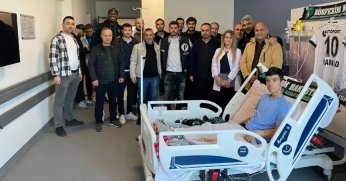 Kocaelispor, tribünden düşen 17 yaşındaki Efe'yle bir araya geldi