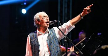 Usta müzisyen Edip Akbayram hayatını kaybetti