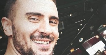 Oğlumun kefenini açarken kurşun yaralarını gördüm