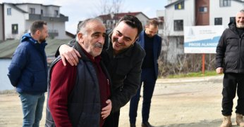 Başkan Özlüden Mahalle ziyaretleri