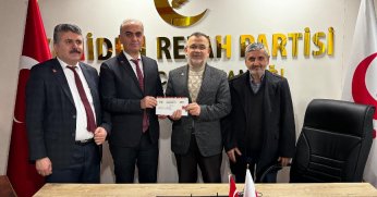 Siyasi Partilere iftar daveti