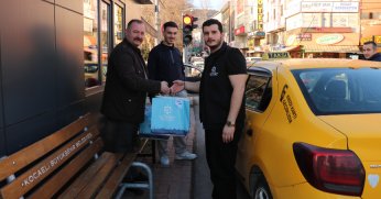 Taksici esnafı iftarda yalnız kalmıyor