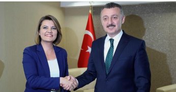 BİZ ESNAFLAR OLARAK ÇAĞRIMIZDIR