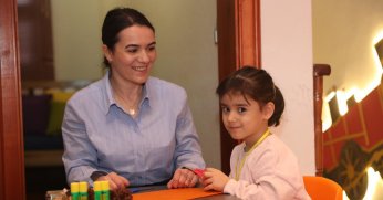 Anneler ve çocuklar Oyuncak Müzesi atölyesinde buluştu