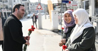 Başiskele 8 Mart Dünya Kadınlar Günü’nde Çiçek Açtı!
