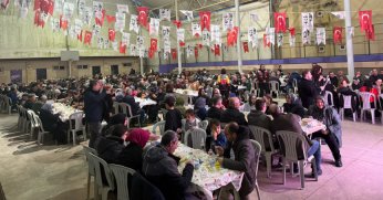 Başkan Hürriyet, halk iftarında Akmeşeliler ile buluştu