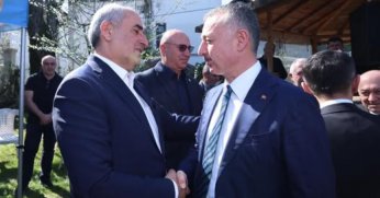 Başkan Büyükakın'dan Haydar Akar’a taziye ziyareti