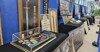 Başiskele’de Kutsal Emanetler Sergisi Ziyarete Açıldı