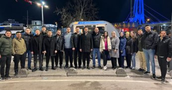 AK PARTİLİ GENÇLER DE SAHADAYDI