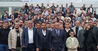 Lastik İşçileri Kent Bayramlaşmasında Dayanışma Rüzgarı Estirdi 