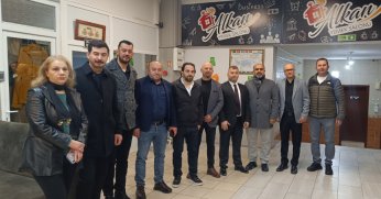 Seçim öncesi ilk adım, Kemal çiçekten kahvaltı organizasyonu