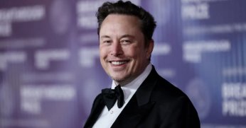 Dünyanın En Zengin Adamı Devlet Adamlarıyla mı Yönetiyor, Ekonomiyi mi Şekillendiriyor?