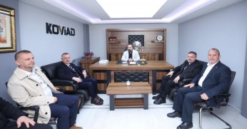 KOVİAD, Kocaeli Büyükşehir Belediye Başkanı Tahir Büyükakın’ı Kahvaltıda Ağırladı