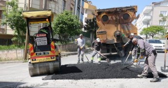 Çayırova'da 4 Mahallede Bozulan Yollara Yoğun Mesai
