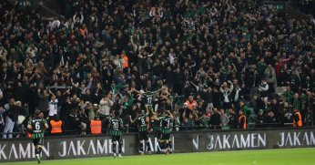 Mağlubiyetler için taraftardan özür diledi