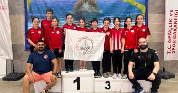 Körfezli yüzücüler Gaziantep’ten 18 madalya ile döndü