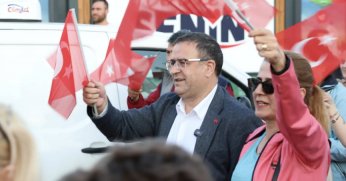 Derince ’de 19 Mayıs Coşkusu  Kortej ve Gençlik Konseriyle Taçlandı