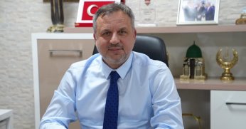 Başarısızlığını sataşarak örtmeye çalışıyor