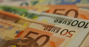 Dolar 39 TL’yi Aştı, Euro Rekora Koşuyor: Dövizde Sular Durulmuyor!