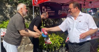 CHP’li Meclis Üyeleri Bayram Arifesinde Vatandaşla Buluştu