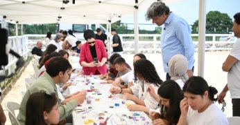 Kartepeli Gençler Ata Binerek Stres Attı