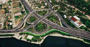 Başiskele Kavşağı’nda ilk kazma vuruldu