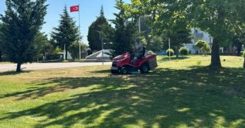 Orta Refüj ve Yeşil Alanlarda Bakım Çalışmaları Devam Ediyor