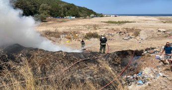 Kandıra Cebeci Girişindeki Yangın Korkuttu 