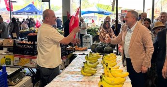 Başkan Dokuzlar, “85 Milyona Bayrak” Çağrısına Destek Olmaya Devam Ediyor