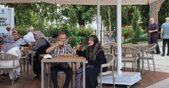 Saygınlar Kulübü’nde saygıdeğer sevda