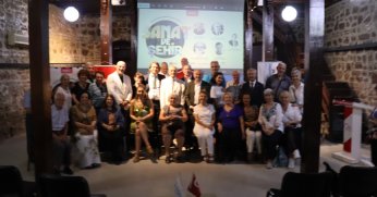 Sanatın kent dokusundaki yeri İzmit'te konuşuldu