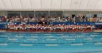 İzmit Yüzme Bilmeyen Kalmasın Projesinde sertifika heyecanı