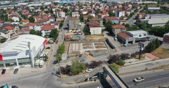 Vezirçiftliği Kapalı Spor Salonu İnşaatı Sürüyor        