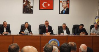 BAŞKAN SEZER MUHTARLARIN TALEPLERİNİ DİNLEDİ