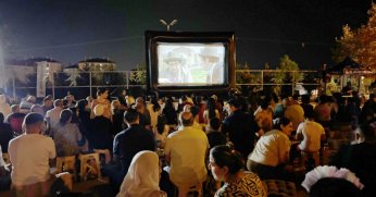 Derince’de Nostalji Dolu Şölen!