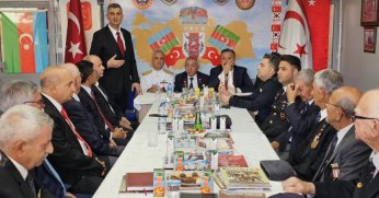 Gaziler Günü Gölcük'te Törenle Kutlandı