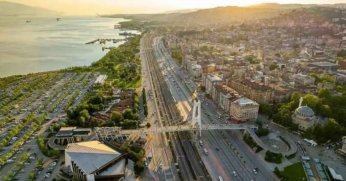 Güneşli ve Sıcak Bir Gün Bekleniyor