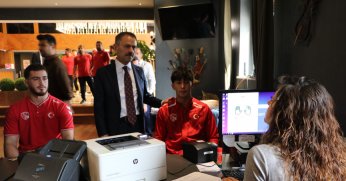 Pasaport Hizmeti Milli Gururlarımızın Ayağına Gitti