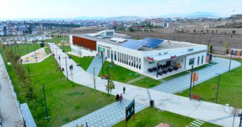  Büyükşehir’in kütüphanelerine yeşil bina sertifikası   