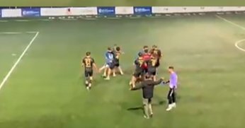  Halı saha maçı kavgayla bitti