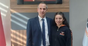 Sanatta başarıya bir imza daha!