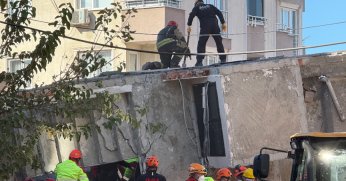  Emir ve Hayrunisa Hayatını Kaybetti