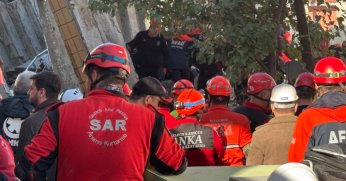 Enkazdan Sağ Çıkarıldı!
