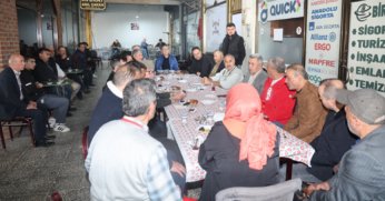 Başkan Erol Ölmez, Belediye Pasajı Esnaflarıyla Kahvaltıda Buluştu