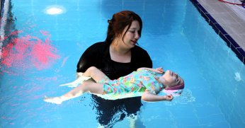 Gonca Engelsiz Yaşam Merkezi’nde hidroterapi sonuç veriyor