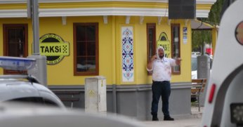 Taksi durağındaki şahıs etkisiz hale getirildi